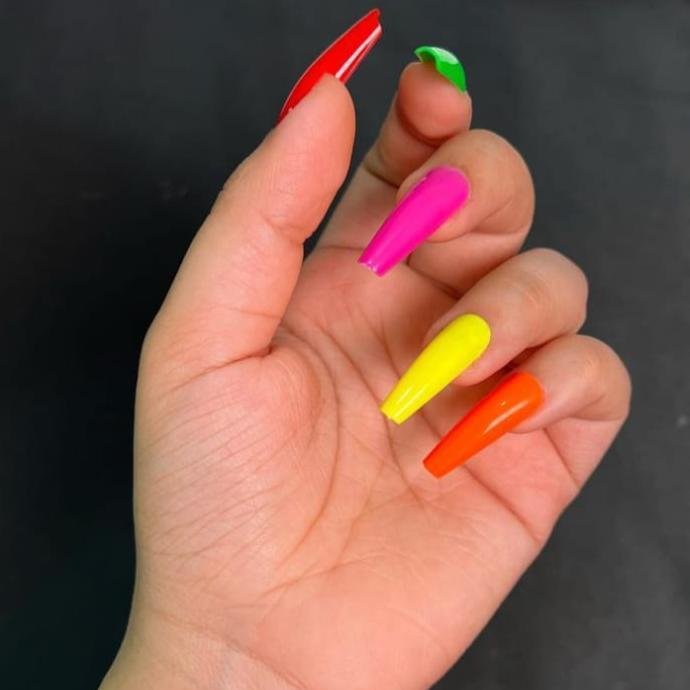 Pack of 2 576 Pcs Artificial Nails with Free Nail Glue Made of Abs - Image 3