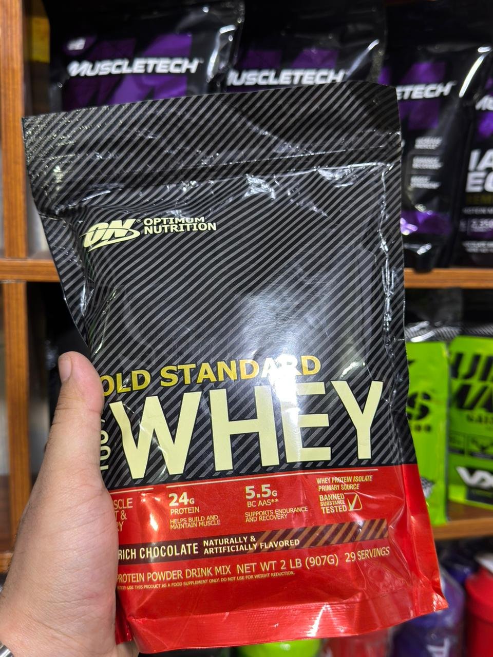 Optimum Nutrition on Whey Powder Gold Standard Chocolate Flavor 1kg - Image 4