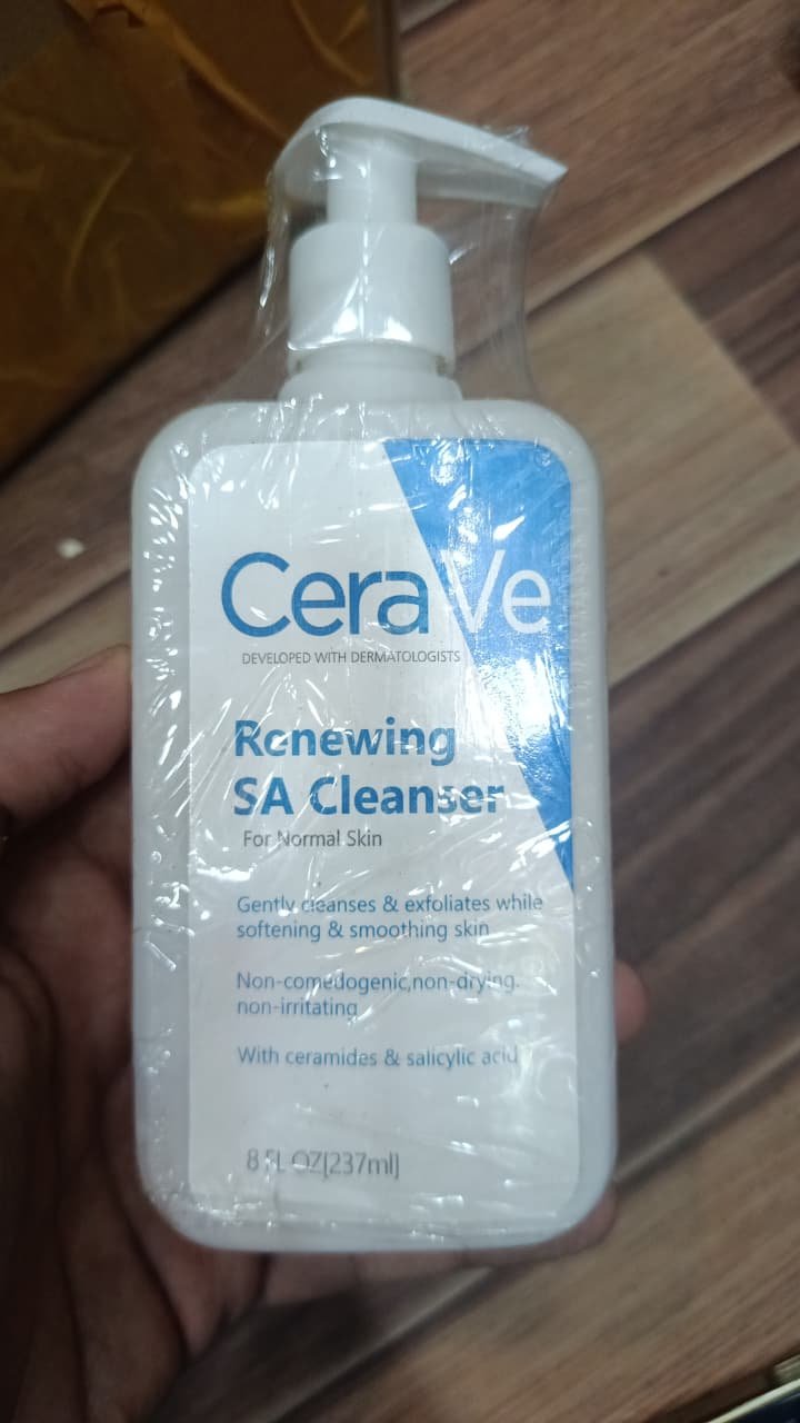 Cerave Renewing Sa Cleanser With Salicylic Acid - Image 4