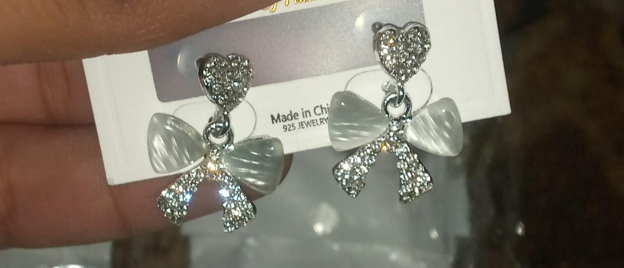 Heart Bow Zircon Korean Stud Earrings For Women - Image 4