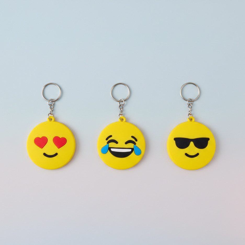 Pack of 3 Assorted Round Emoji Reaction Keychains - Image 4