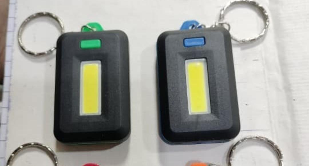 Mini Cob LED Keychain Flashlight 3 Modes - Image 3