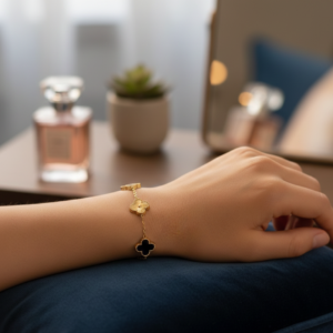 Qxt-134 Clover 2-In-1 Bracelet
