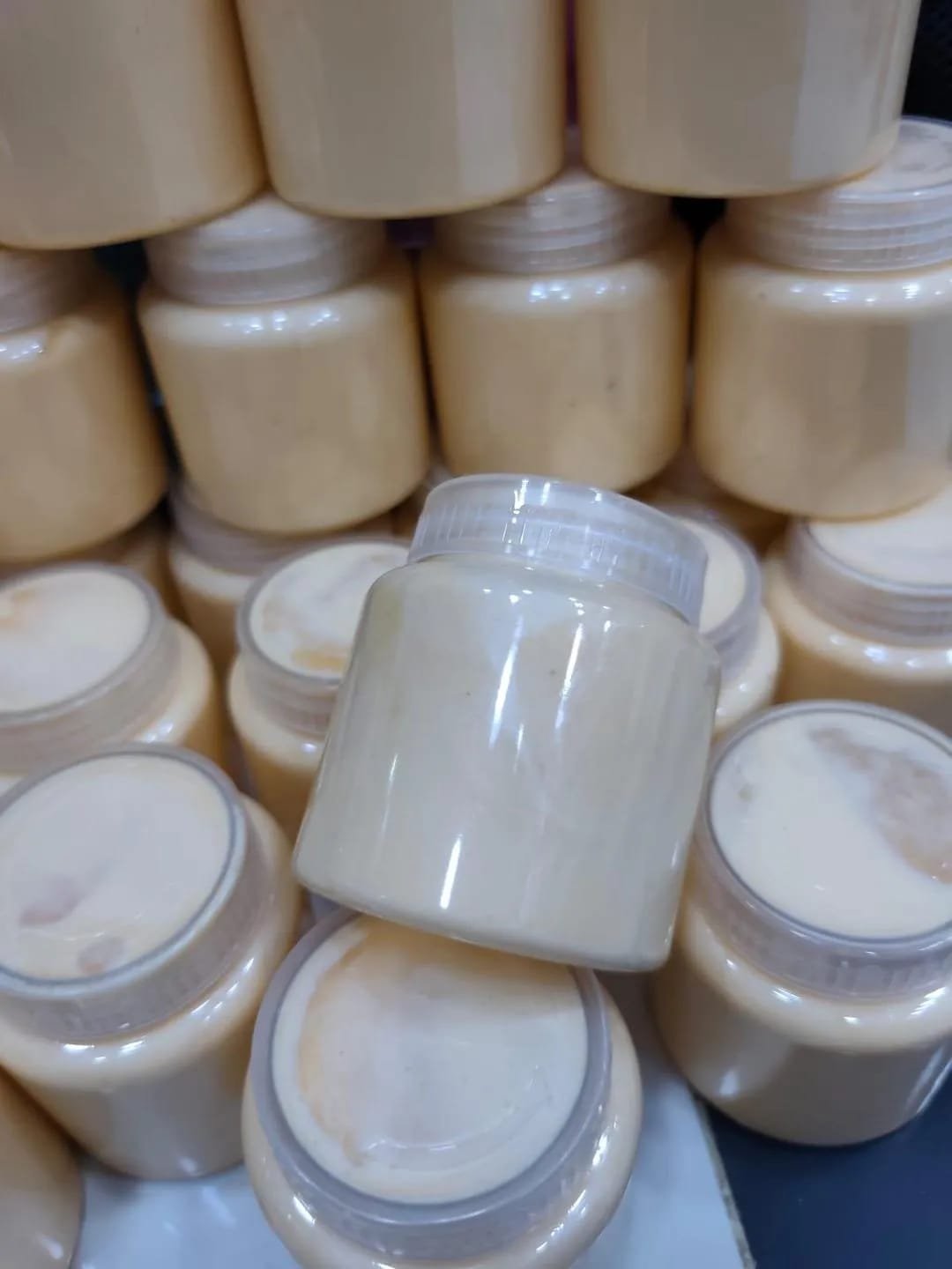 Zafrani Whitening Cream Natural Skin Care Formula Brightens Complexion - Image 5