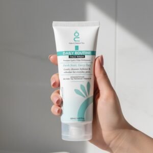 Daily Routine Face Wash Gently Cleanses, Hydrates, and Refreshes