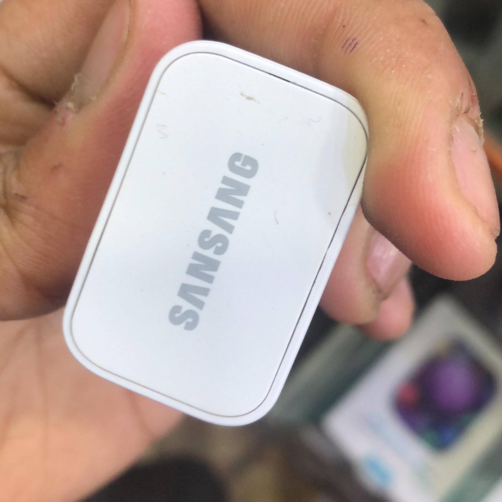 Sansang Fast Charging Adapter - Image 4