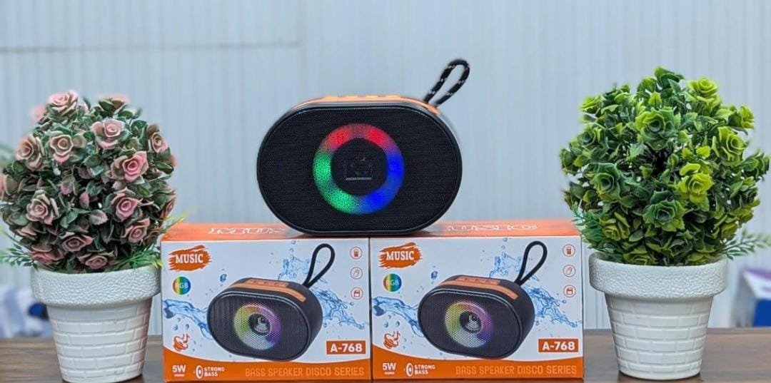 Portable Bluetooth Speaker Wireless Stereo Pairing - Image 5