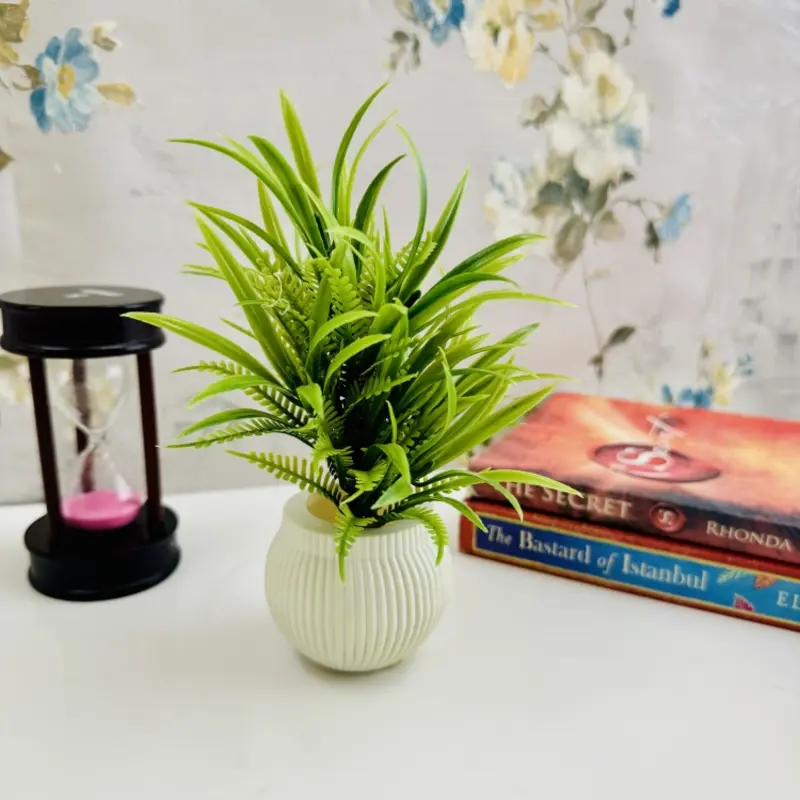 Pack Of 4 Mini Planters