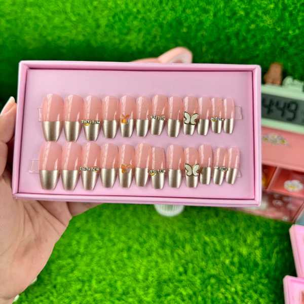 24 Pcs Blush Butterfly Nails (With Glue ) - Image 4