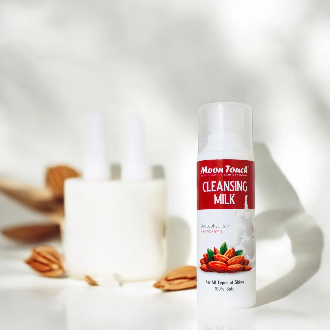 Almond_Cleansing_Milk_120ml.webp