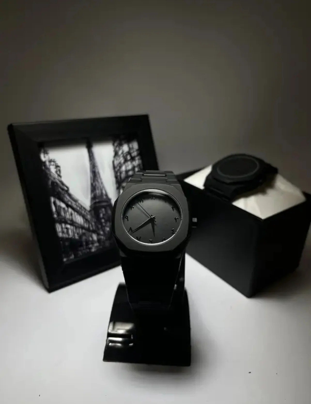Full Black Aura Quartz Analog Watch - Image 5
