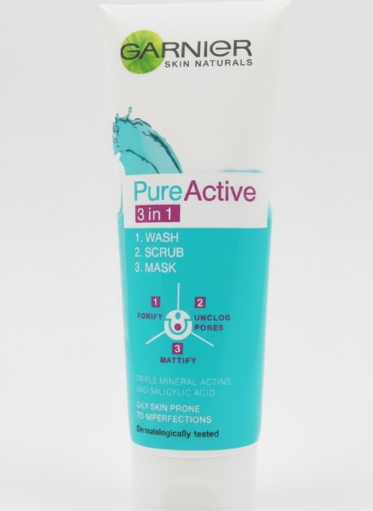 Garnier 3 In 1 Pure Active Face Wash - Image 4