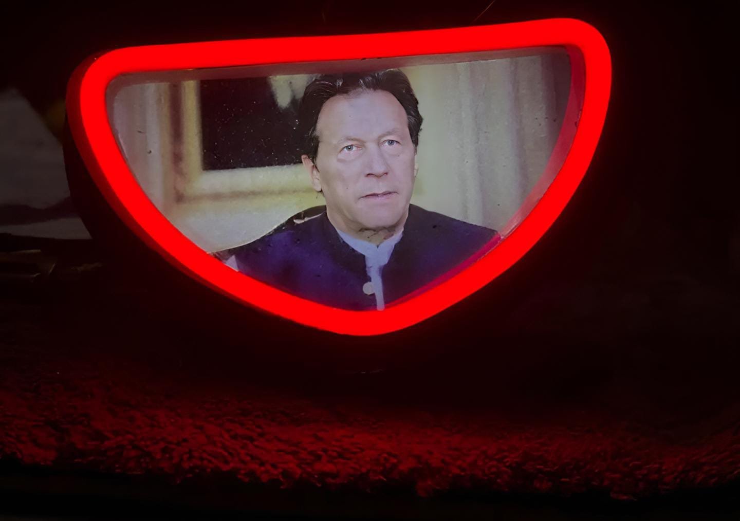 70 Motorcycle Back Light (Imran Khan) With Drl (Random Pictures) - Image 4