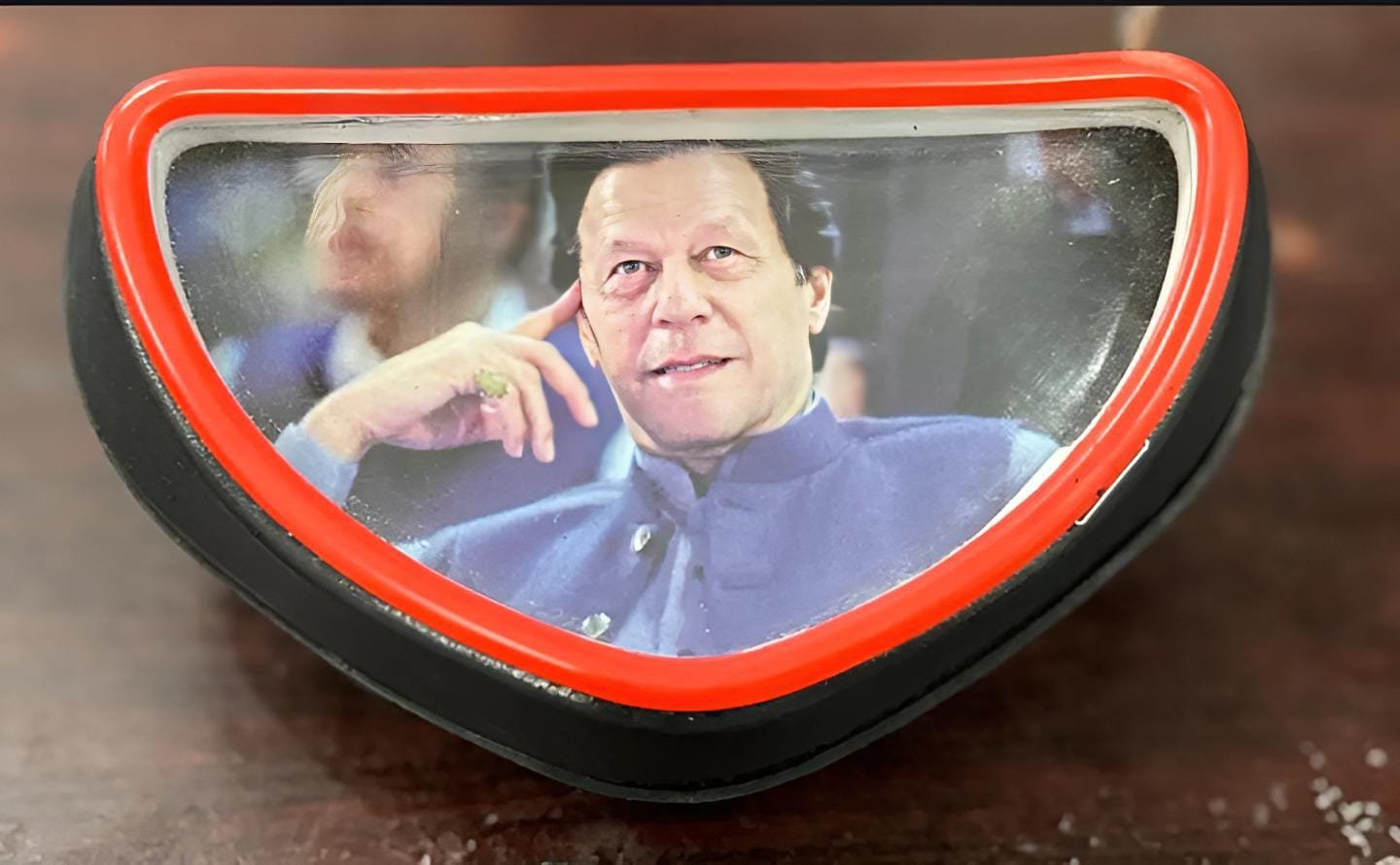 70 Motorcycle Back Light (Imran Khan) With Drl (Random Pictures) - Image 5