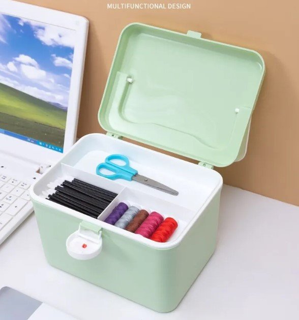 Empty Small First Aid Box High Quality Medicine Box (Random Color)
