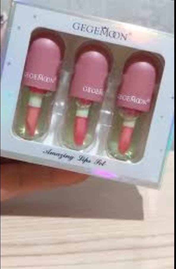 (Pack Of 3 ) New Lip Gloss Capsule Lip Plumper Oil Shiny Clear Lip... - Image 2