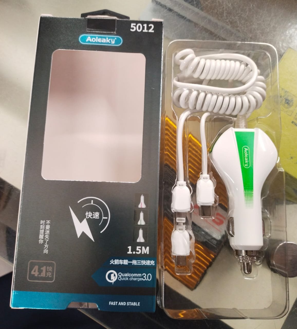 Aolike 5012 Car Phone Charger Usb Fast Charge One Drag 3In1... - Image 3