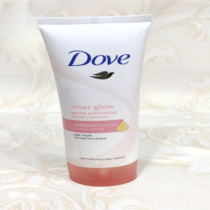 Dove Inner Glow Face Wash Gentle Exfoliating Facial Cleanser ...
