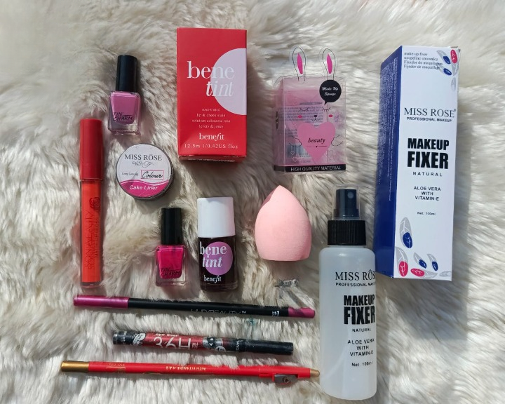 10-In-1 Ultimate Makeup Deal