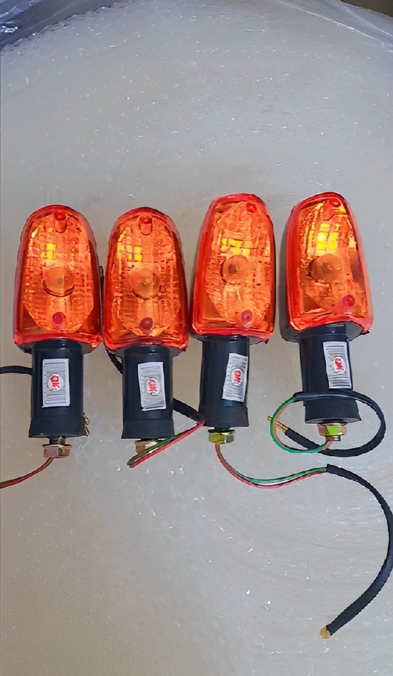 Pack Of 4 Original 70Cc Bike Indicator Set - Image 4