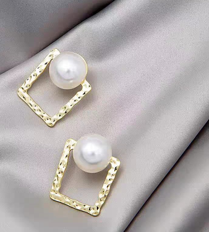 Korean Square Pearl Shape Earing - Image 2