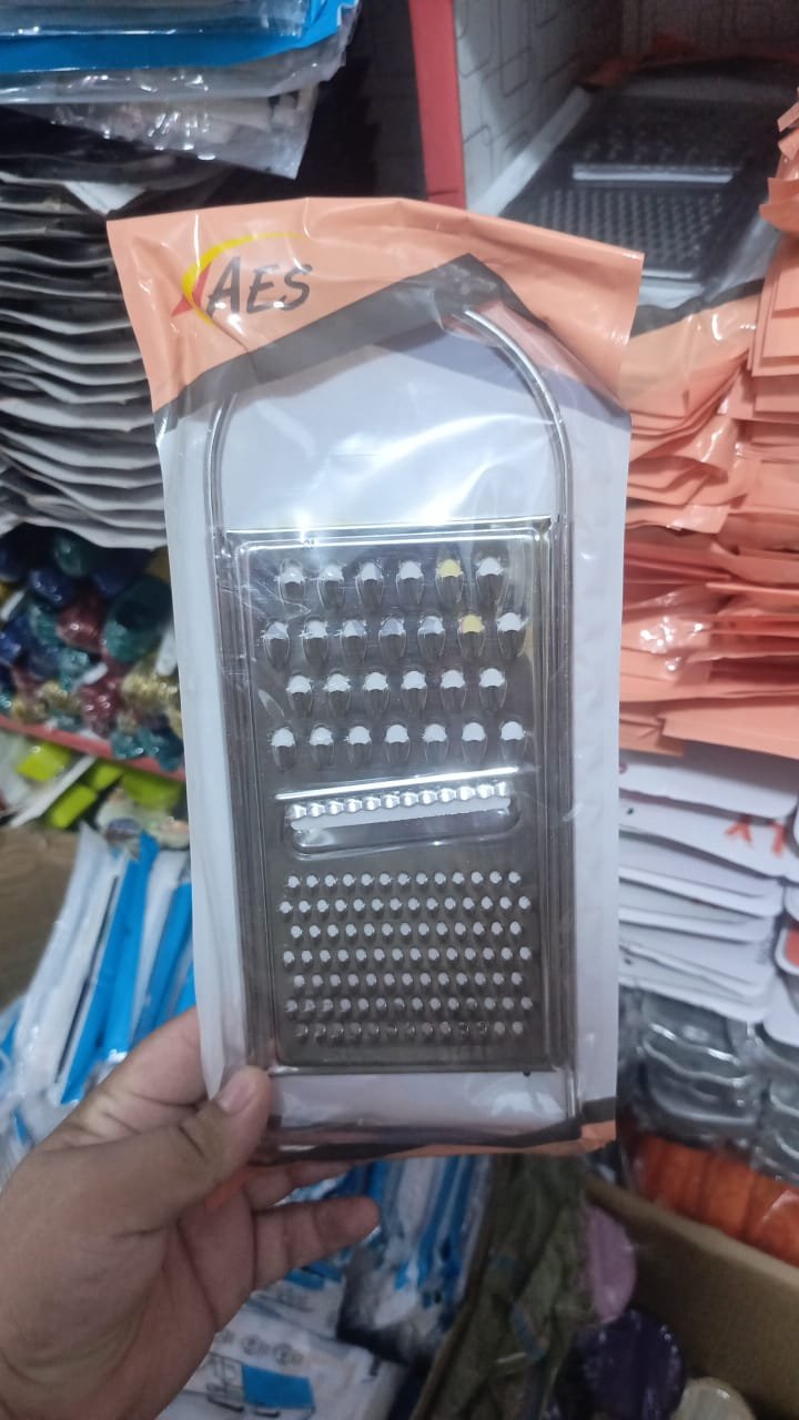 Stainless Steel Flat Grater With Sharp Teeth - Image 3