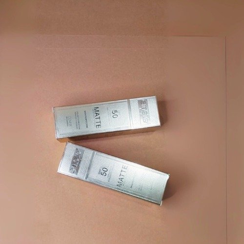 Emelie Paris Spf 50+ Foundation With Primer (30 Ml) - Image 2