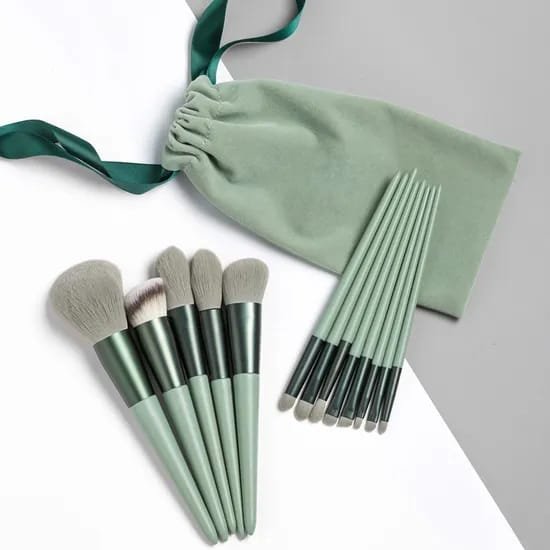 13 Piece Makeup Brush Set with Matching Storage Pouch Professional Soft - Image 5