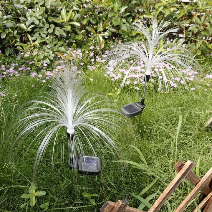 π Solar-Powered Jellyfish Garden Light - Image 3
